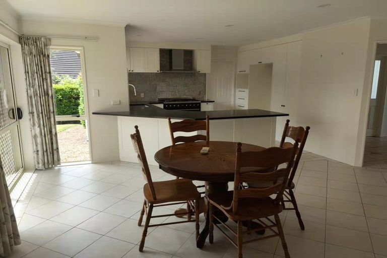 Photo of property in 54 Te Wharau Drive, Greenhithe, Auckland, 0632