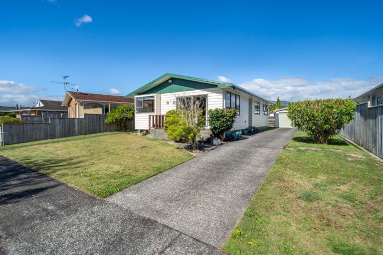 Photo of property in 83 Pasadena Crescent, Totara Park, Upper Hutt, 5018