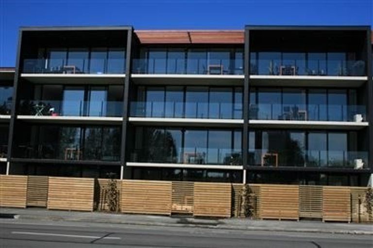Photo of property in Leicester Executive Apartments, 402/282 Madras Street, Christchurch Central, Christchurch, 8011