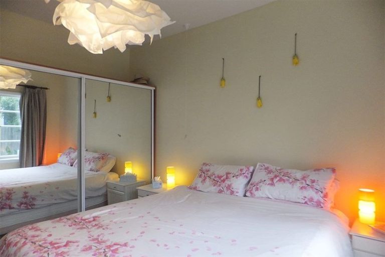 Photo of property in 60 Oxley Avenue, St Albans, Christchurch, 8014