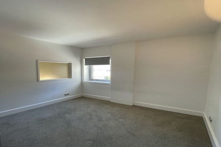 Photo of property in St Pauls Apartments, 31/43 Mulgrave Street, Thorndon, Wellington, 6011