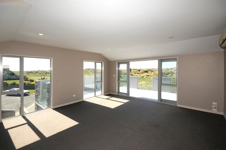 Photo of property in 14 Stout Street, Waimairi Beach, Christchurch, 8083