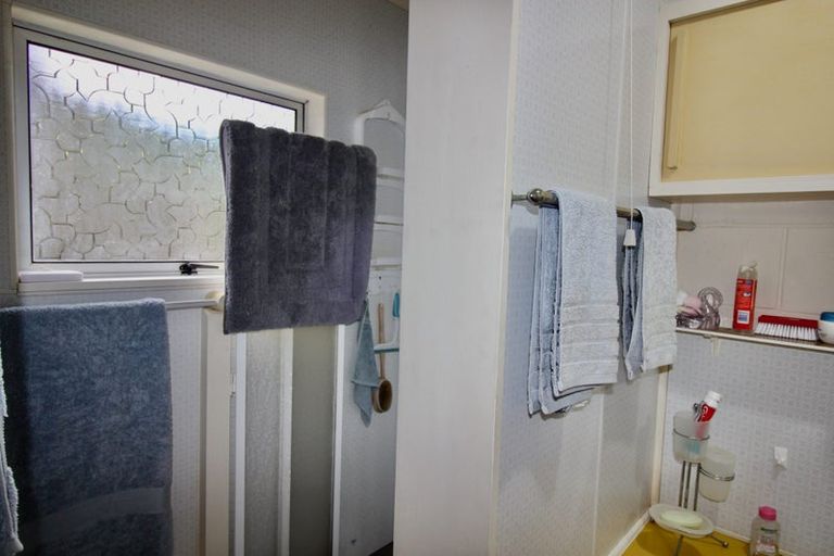 Photo of property in 52 Centennial Drive, Whitianga, 3510