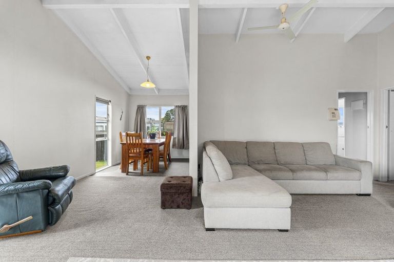 Photo of property in 219 Parklands Avenue, Bell Block, New Plymouth, 4312