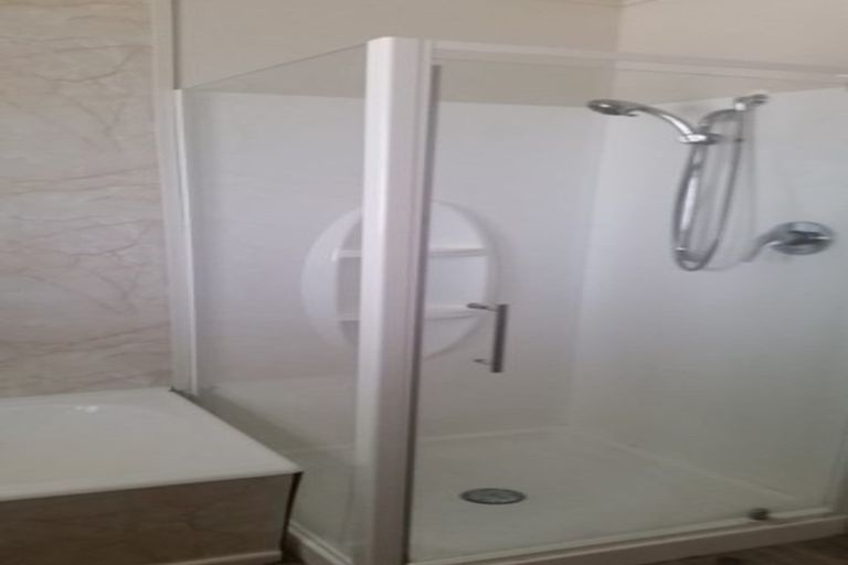 Photo of property in 1/122 Avonhead Road, Avonhead, Christchurch, 8042