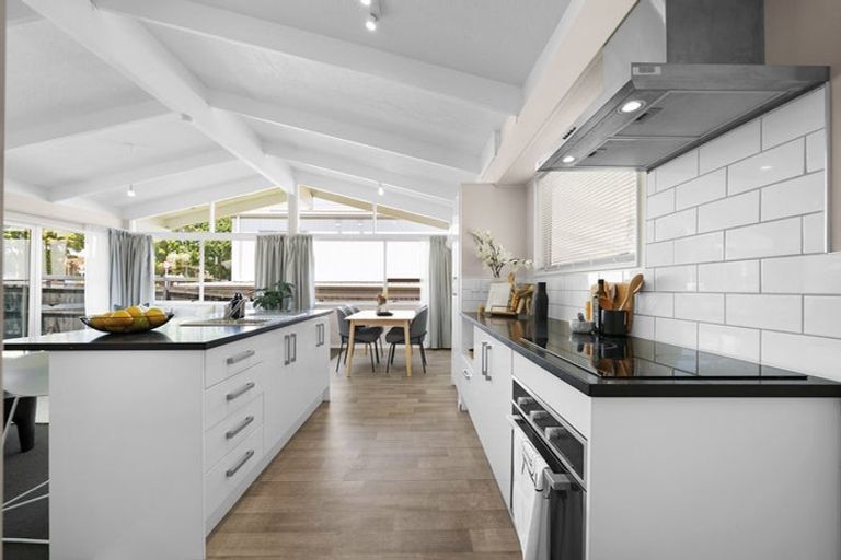 Photo of property in 127 Coxhead Road, Manurewa, Auckland, 2102