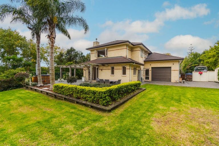 Photo of property in 26b Awhiorangi Promenade, Swanson, Auckland, 0816