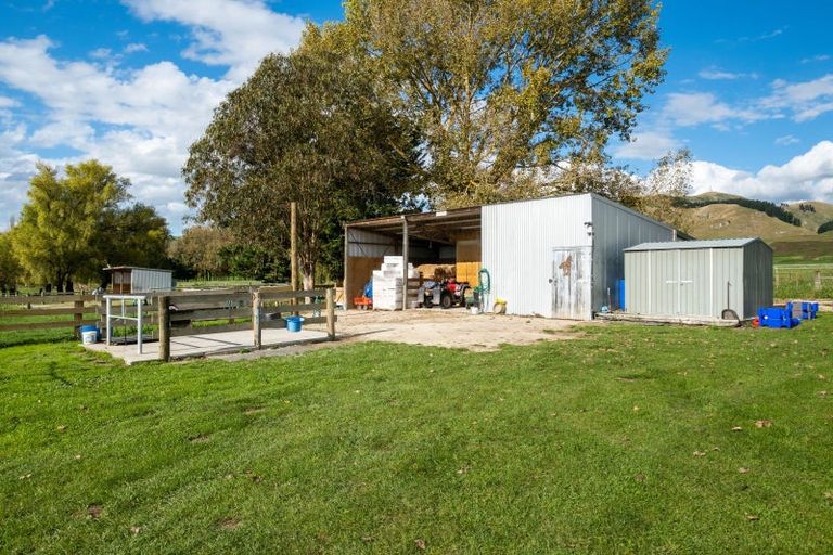 Photo of property in 25 Malcolm Road, Poukawa, Hastings, 4178
