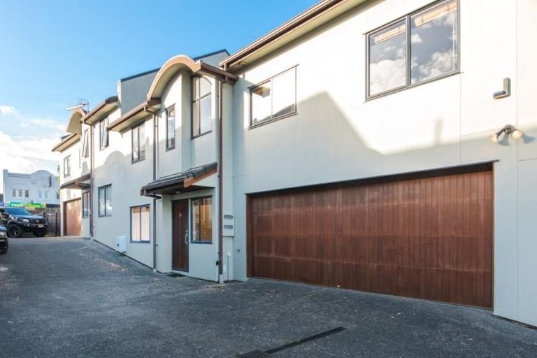 Photo of property in 13 St Johns Road, Saint Johns, Auckland, 1072