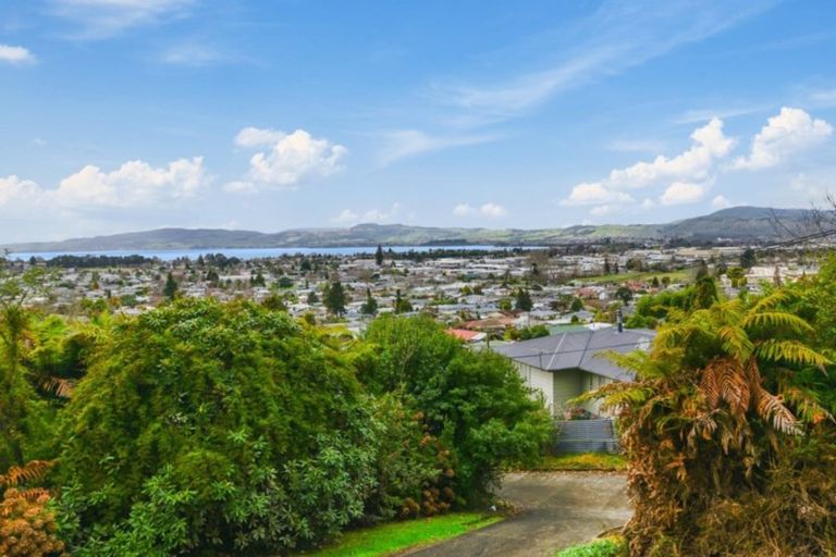 Photo of property in 87a Mallard Drive, Selwyn Heights, Rotorua, 3015