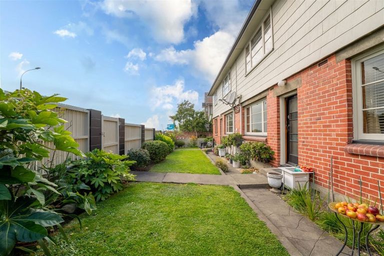Photo of property in 1-4/32 Wai-iti Road, Maori Hill, Timaru, 7910
