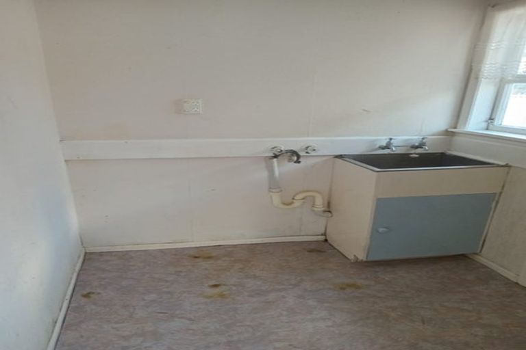 Photo of property in 137 Liverpool Street, Levin, 5510