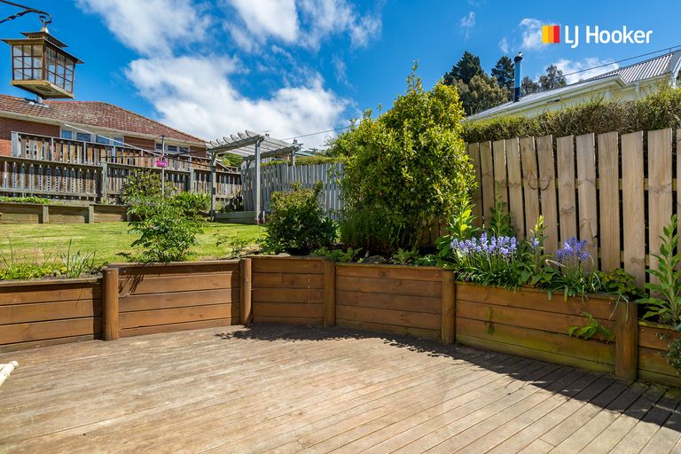 Photo of property in 128 Glen Road, The Glen, Dunedin, 9011