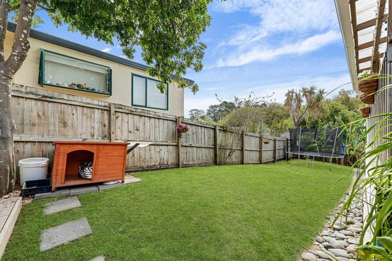 Photo of property in 120b Triangle Road, Massey, Auckland, 0614