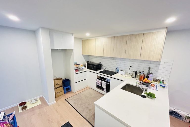 Photo of property in 22 Tukari Lane, Mangere Bridge, Auckland, 2022