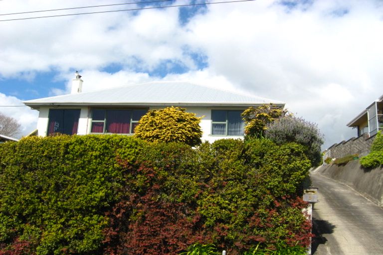 Photo of property in 9 Stoke Street, Westown, New Plymouth, 4310
