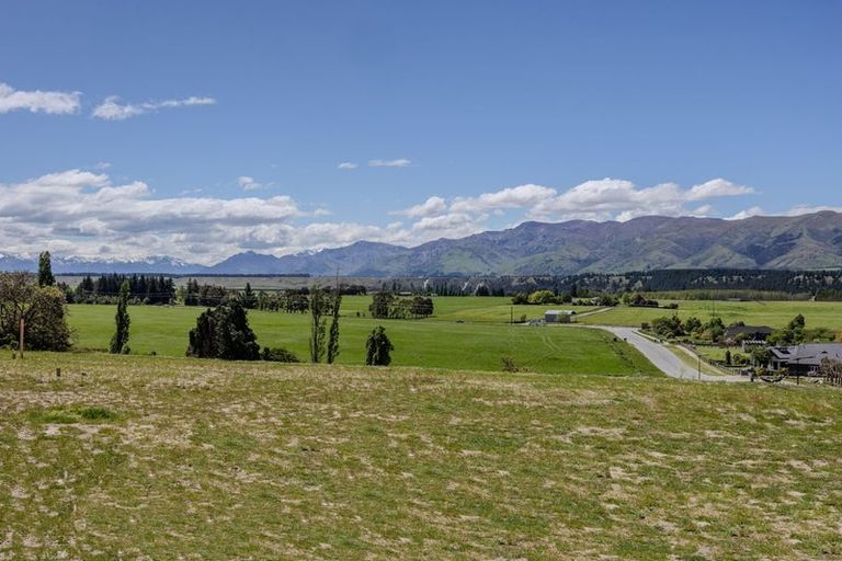Photo of property in 28 Atkins Road, Luggate, Wanaka, 9382