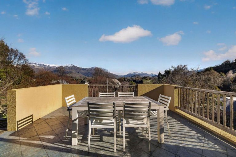 Photo of property in 5 Stafford Street, Arrowtown, 9302