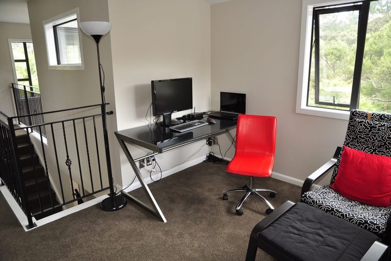 Photo of property in 29a Wicklam Lane, Greenhithe, Auckland, 0632