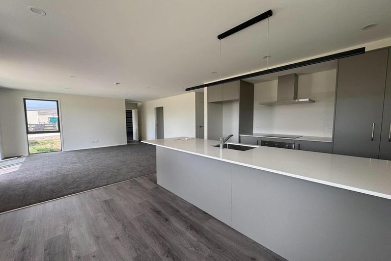 Photo of property in 6a Hartley Avenue, Carterton, 5713