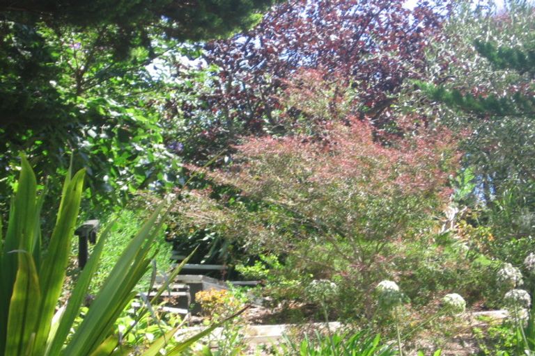 Photo of property in 35 Korora Road, Oneroa, Waiheke Island, 1081