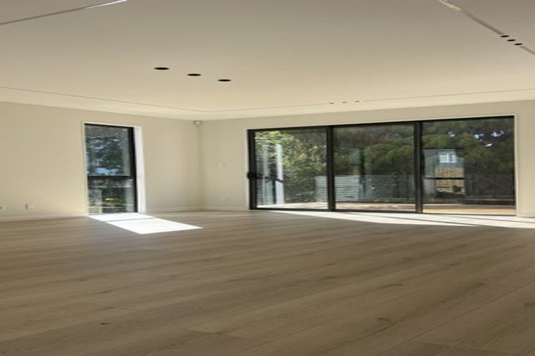 Photo of property in 2/24 Onepoto Road, Hauraki, Auckland, 0622