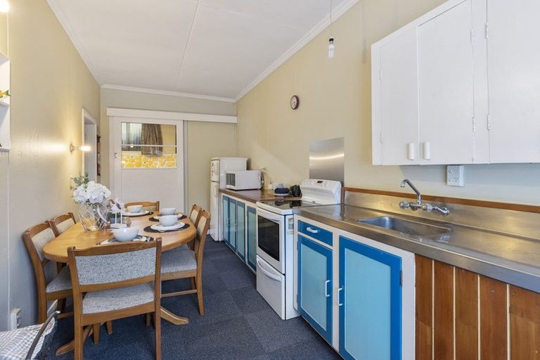 Photo of property in 840 Hokio Beach Road, Hokio Beach, Levin, 5571