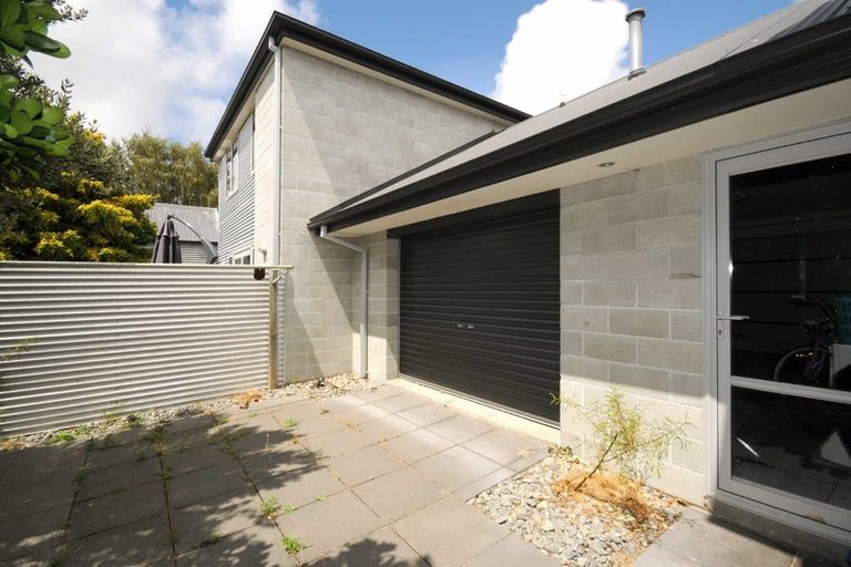 Photo of property in 94a Packe Street, Edgeware, Christchurch, 8013