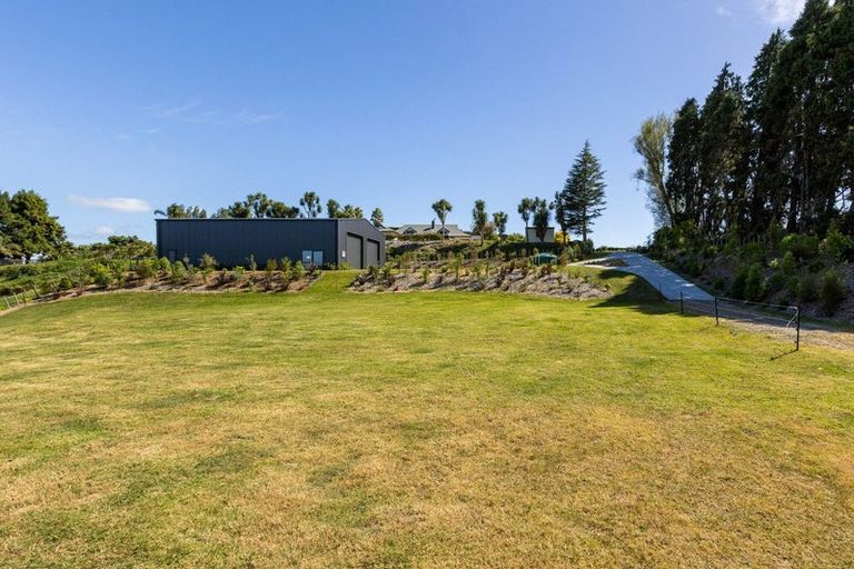 Photo of property in 94 Taniwha Place, Bethlehem, Tauranga, 3176
