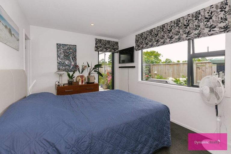 Photo of property in 43a Abraham Crescent, Milson, Palmerston North, 4414