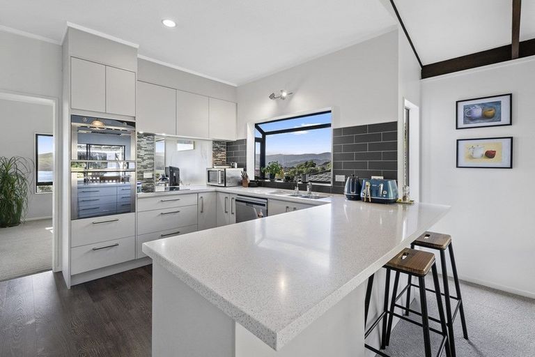 Photo of property in 37 Leeward Drive, Whitby, Porirua, 5024