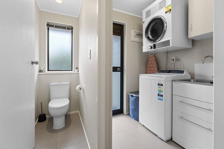 Photo of property in 23 Peppertree Glade, Kelvin Grove, Palmerston North, 4414