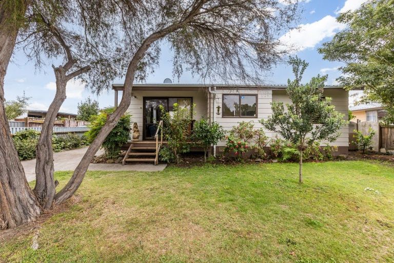 Photo of property in 32a Spriggs Crescent, Greenmeadows, Napier, 4112