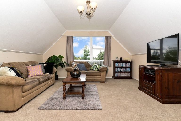 Photo of property in 97 Collins Road, Melville, Hamilton, 3206