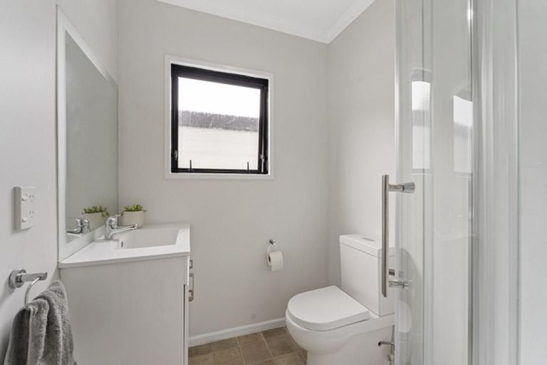 Photo of property in 41 Elizabeth Street, Waikanae, 5036