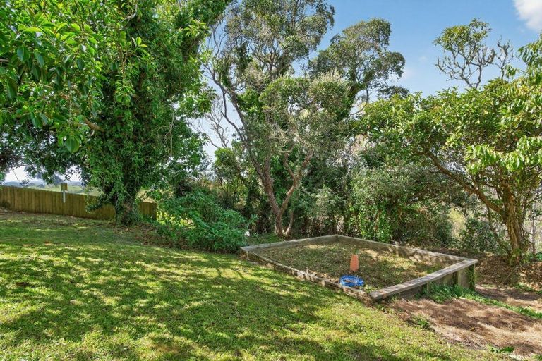 Photo of property in 49 Petley Road, Paparoa, 0571