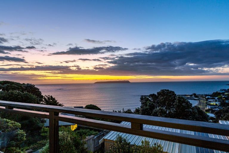 Photo of property in 120a Motuhara Road, Plimmerton, Porirua, 5026