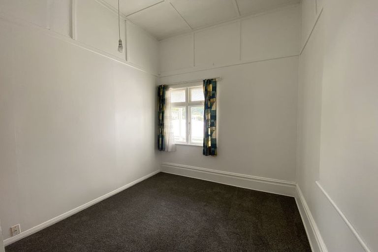 Photo of property in 15 Owen Street, Newtown, Wellington, 6021
