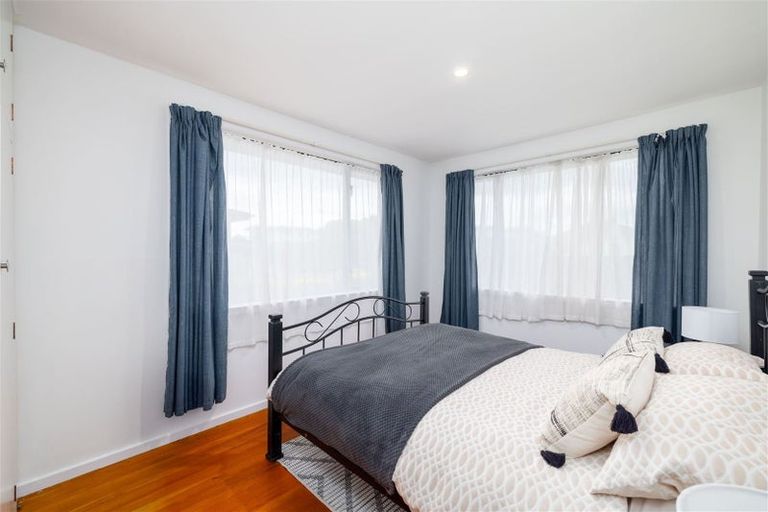 Photo of property in 23 Denise Crescent, Hornby, Christchurch, 8042