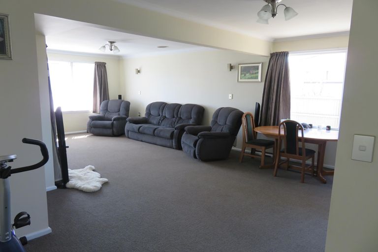 Photo of property in 22 Ewen Road, Temuka, 7920