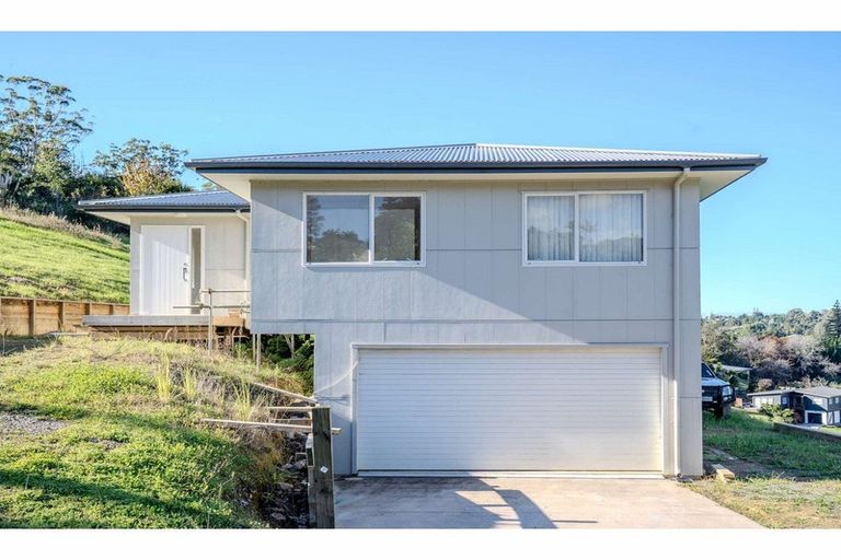 Photo of property in 25 Alderton Drive, Kerikeri, 0230