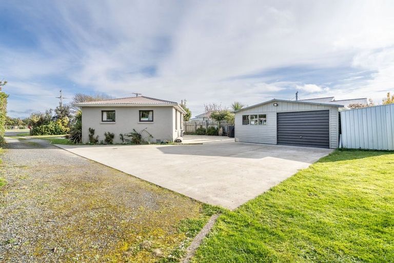 Photo of property in 62 Watt Road, Otatara, Invercargill, 9879