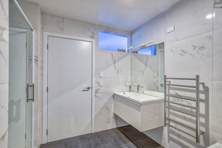 Photo of property in 314 Beacon Point Road, Wanaka, 9305