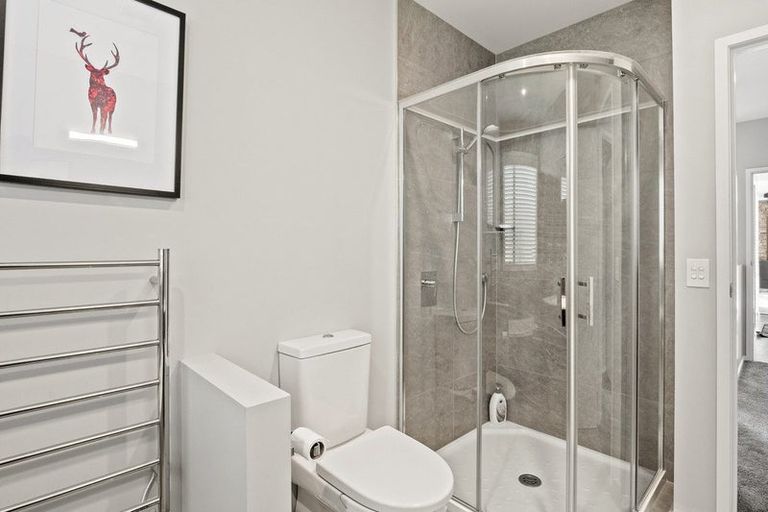 Photo of property in 27 Pendeen Crescent, Jacks Point, Queenstown, 9371