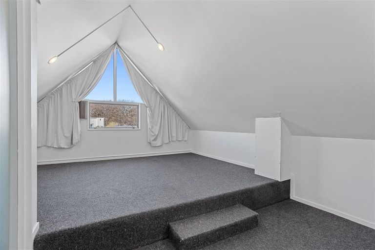 Photo of property in 4/86 Brockworth Place, Riccarton, Christchurch, 8011