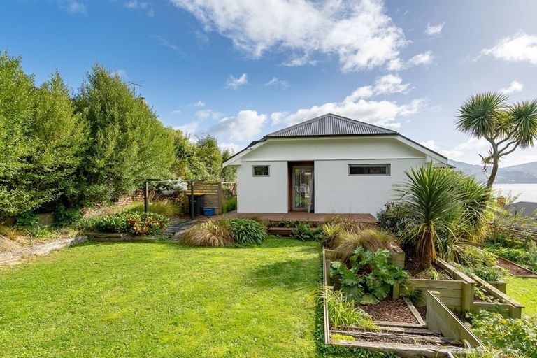 Photo of property in 5 Hellyer Street, Macandrew Bay, Dunedin, 9014