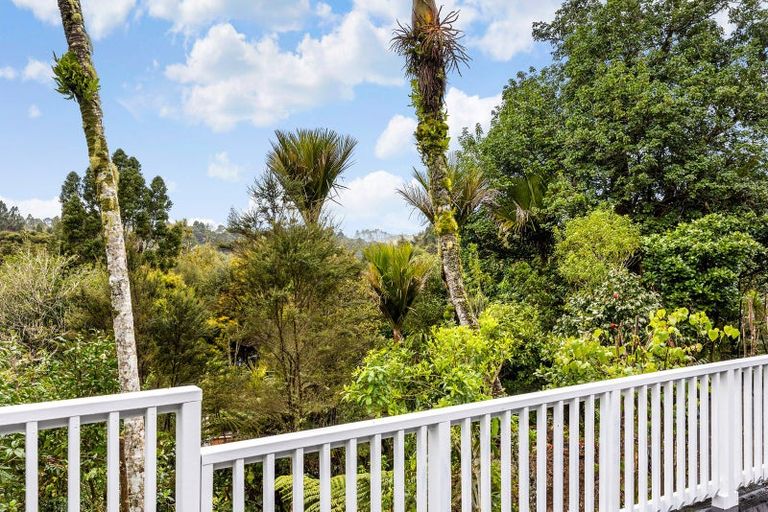 Photo of property in 157 Woodlands Park Road, Titirangi, Auckland, 0604