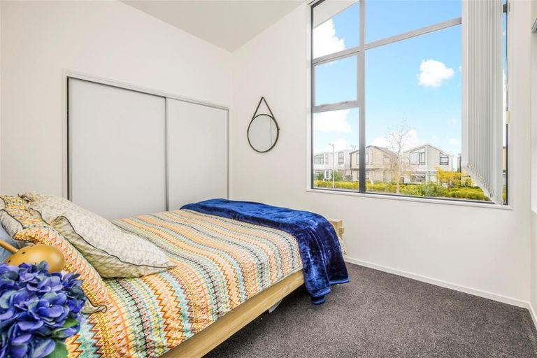 Photo of property in 57 Battalion Drive, Papakura, 2110