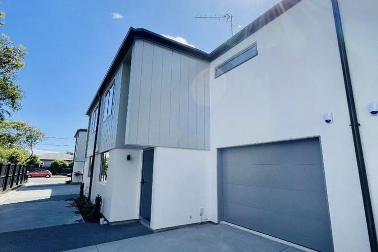 Photo of property in 2/21 Glasgow Street, Phillipstown, Christchurch, 8011