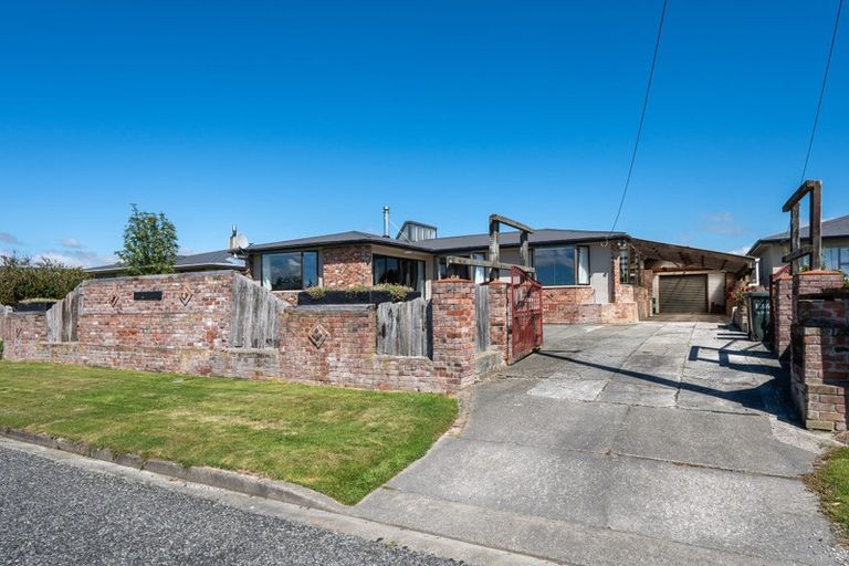 Photo of property in 194 Broughton Street, Gore, 9710